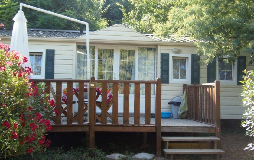 Location de vacances - Camping à Sorède - Mobil-home les Lauriers Roses 32 m² - 3 chambres - terrasse 16 m²