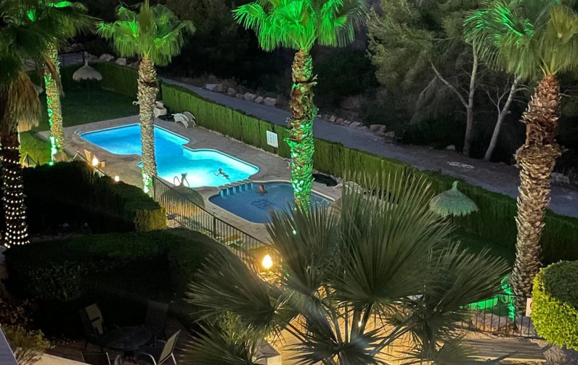 Location de vacances - Appartement à Orihuela Costa - Eclairage piscine le soir