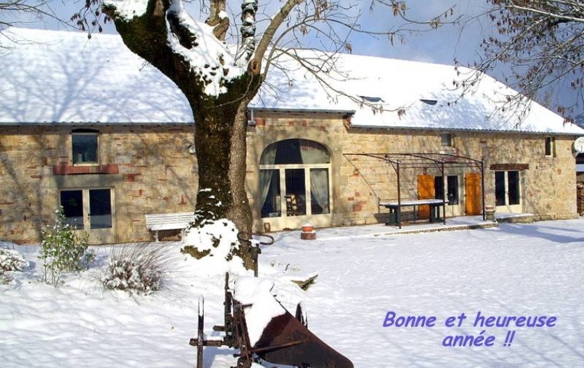 Location de vacances - Gîte à Turenne - le gîte en hiver