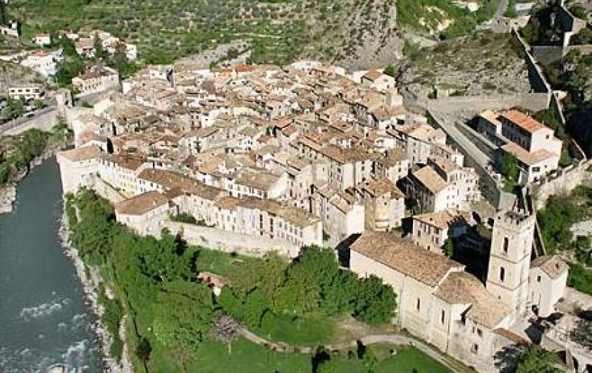 Location de vacances - Appartement à Entrevaux - village médiéval