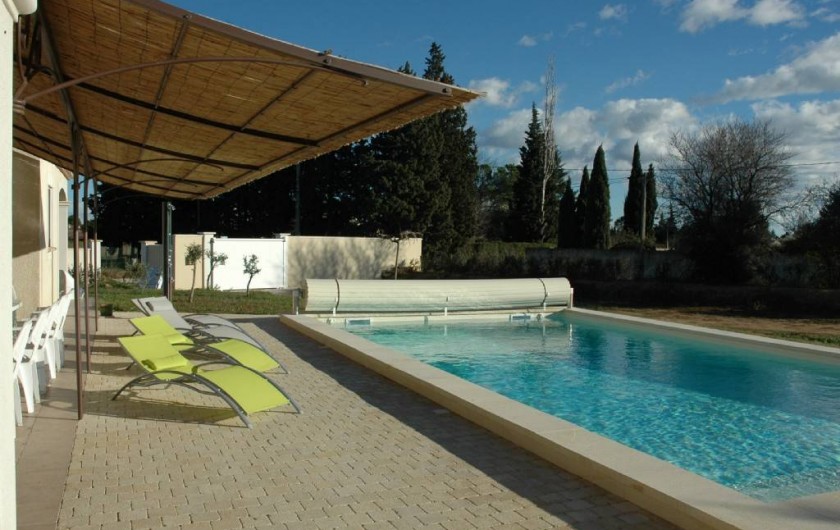 Location de vacances - Villa à Arles - Piscine Terrasse