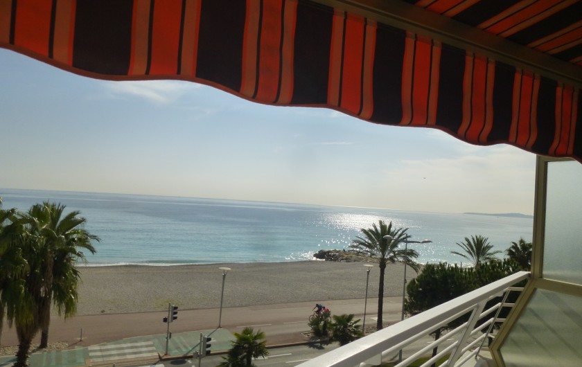 Location de vacances - Appartement à Cagnes-sur-Mer - Vue mer depuis la Terrasse