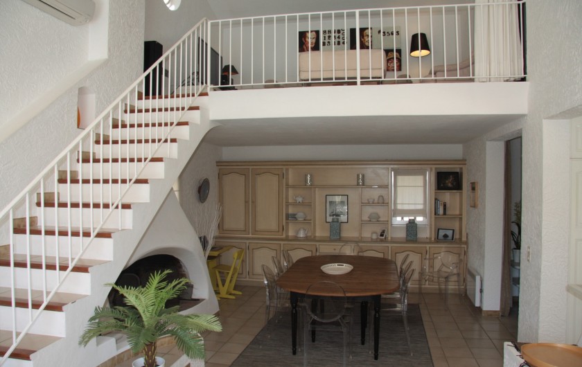 Location de vacances - Villa à Sainte-Maxime - Vue sur mezzanine