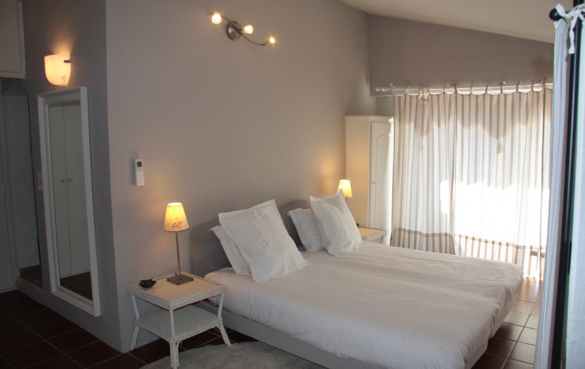 Location de vacances - Villa à Sainte-Maxime - Chambre beige