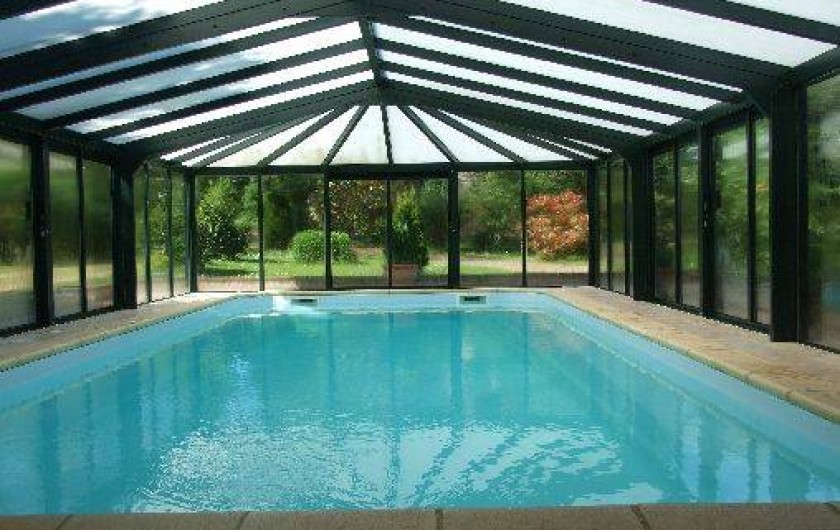Location de vacances - Maison - Villa à Franchesse - La piscine couverte