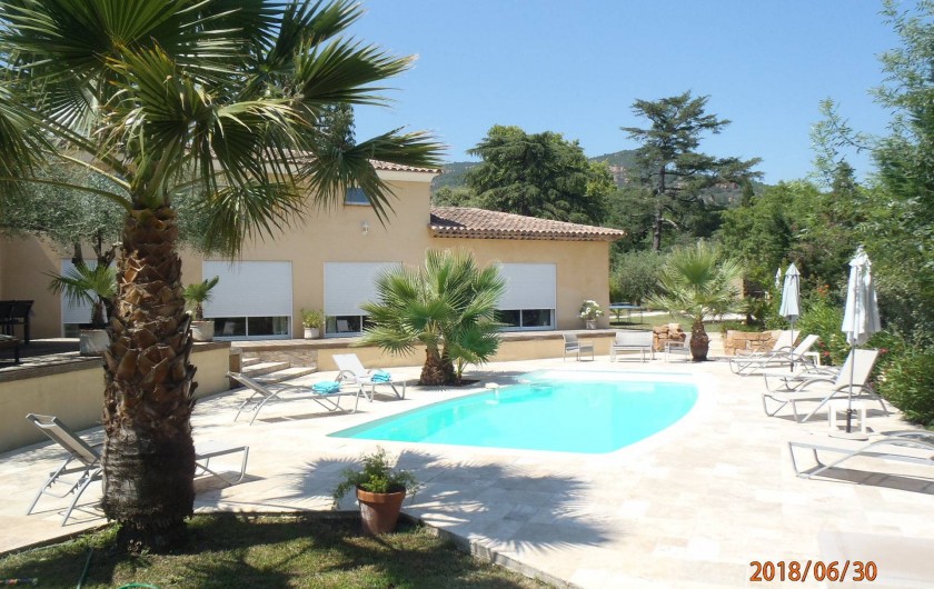 Location de vacances - Villa à Roquebrune-sur-Argens - Villa extérieur 1