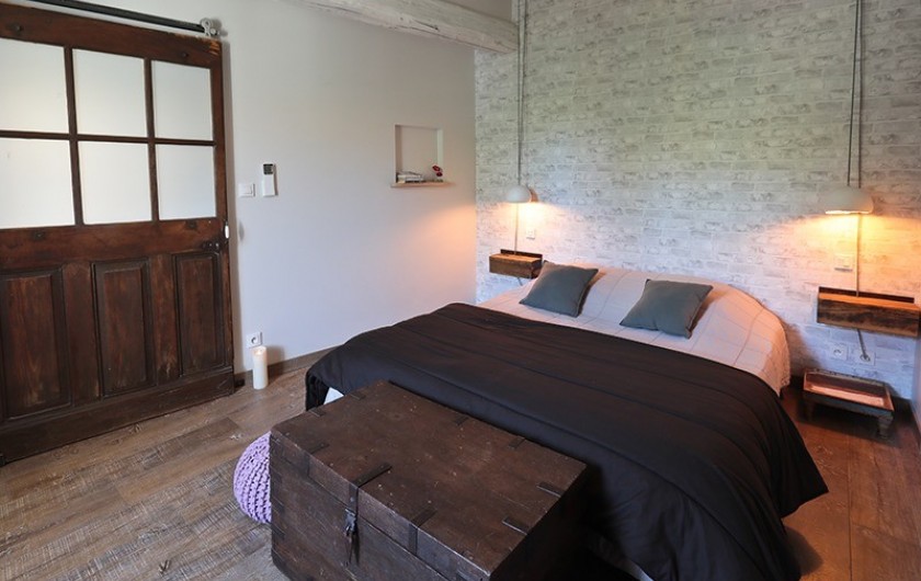 Location de vacances - Chambre d'hôtes à Saint-Laurent-des-Arbres - Chambre 1 du gîte