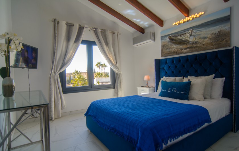 Location de vacances - Chalet à Marbella - Chambre d'amis avec lit double (140x200cm), table pour ordinateur portable