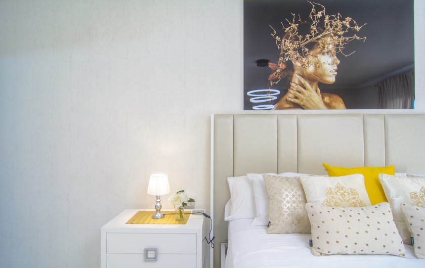 Location de vacances - Chalet à Marbella - Chambre à coucher principale avec lit double (180x200cm), air conditionné