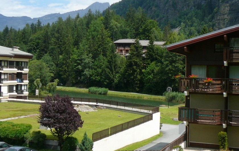 Location de vacances - Appartement à Les Houches - VUE SUR LE LAC DES CHAVANTS