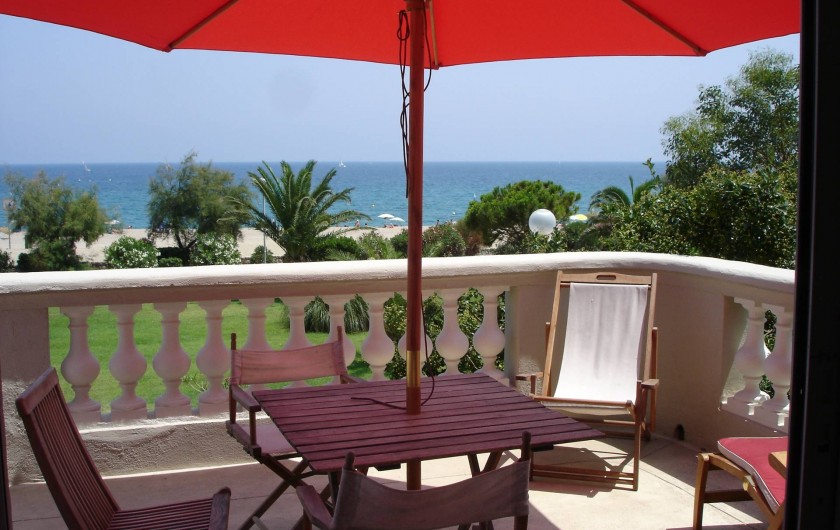 Location de vacances - Chalet à Argelès-sur-Mer - vue depuis la terrasse du séjour
