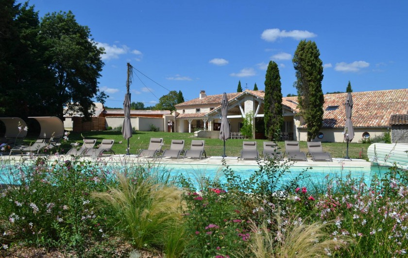 Location de vacances - Gîte à Lougratte - parc piscine