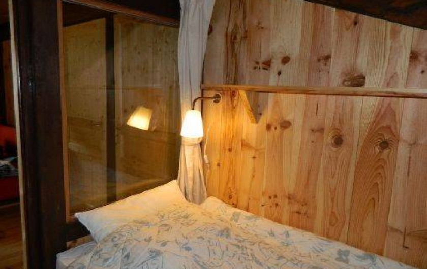 Location de vacances - Mas à Saint-Privat - La chambre d'enfants avec deux lits