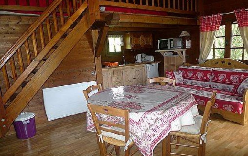 Location de vacances - Chalet à Megève - sejour avec lit rapido