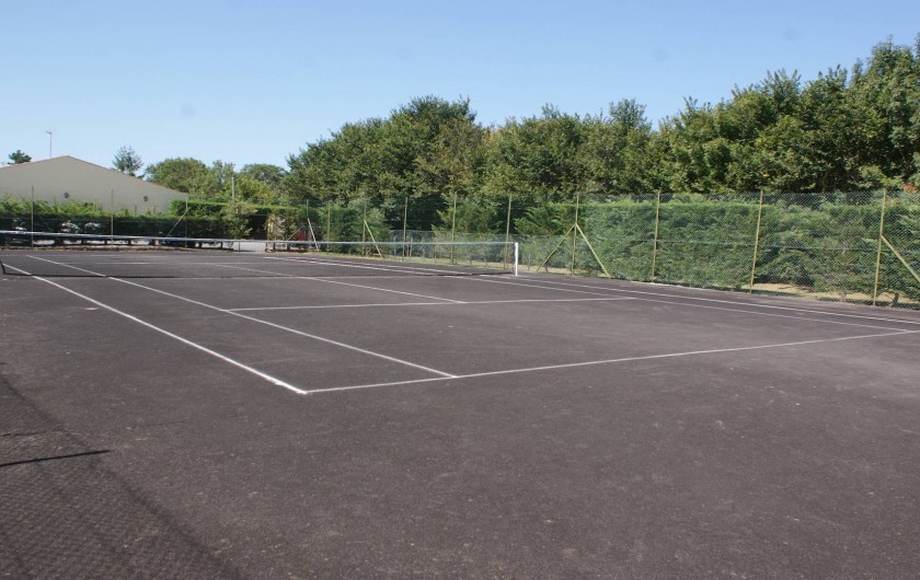 Location de vacances - Gîte à Saint-Pierre-d'Oléron - Tennis