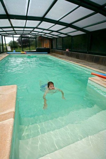 Location de vacances - Gîte à Sorans-lès-Breurey - piscine au sel de 8m X 4 m x 1.8m
