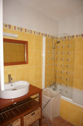 Location de vacances - Appartement à Saint-Sorlin-d'Arves - Salle de bain
