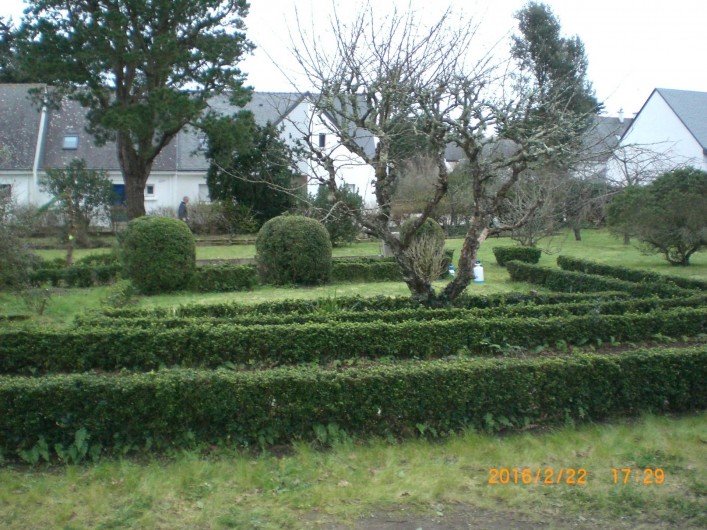 Location de vacances - Villa à Carnac - Jardin à l'ancienne avec petits buis