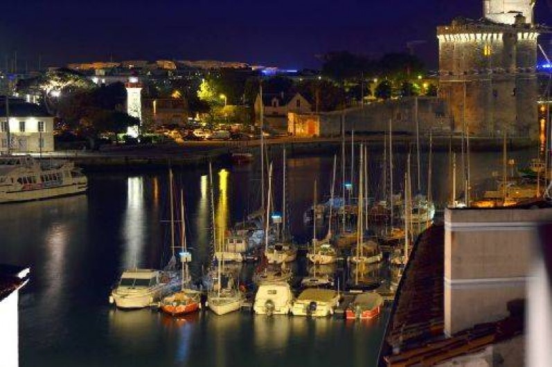 Location de vacances - Appartement à La Rochelle - Vue Port de nuit