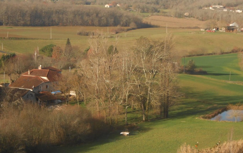 Location de vacances - Gîte à Tournon-d'Agenais - Labarre vue de la colline!