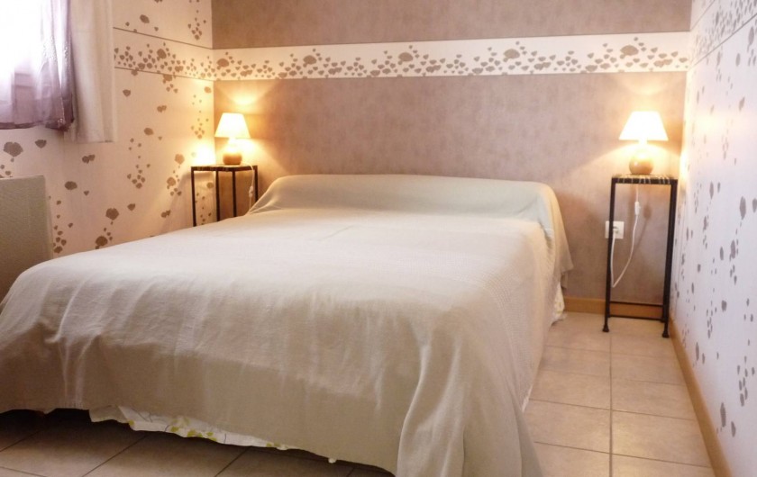 Location de vacances - Chambre d'hôtes à Dissay-Sous-Courcillon - chambre chalet 35 m2 avec sa pièce attenante