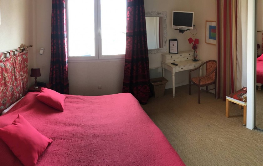 Location de vacances - Hôtel - Auberge à Soorts-Hossegor - Chambre sans vue sur l'océan, 1 lit double, douche et toilettes (2pers)