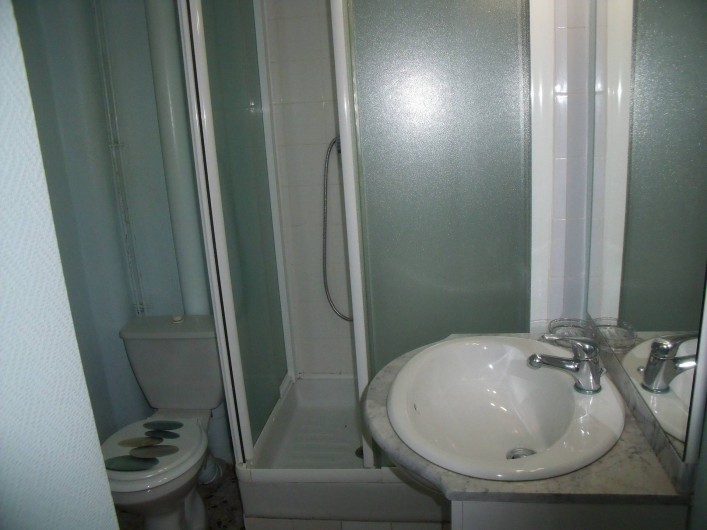 Location de vacances - Appartement à Le Grau d'Agde - salle de bain