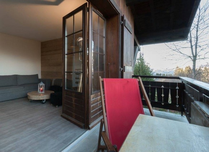 Location de vacances - Appartement à Combloux - balcon avec vue sur le Mont-Blanc