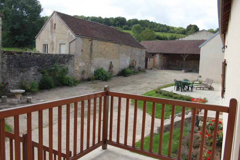 Location de vacances - Gîte à Courcelles-lès-Montbard - Petite terrasse