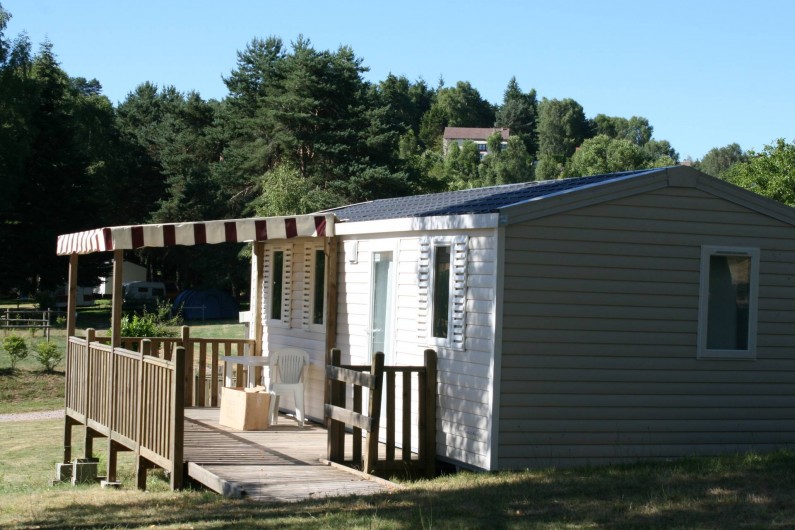 Location de vacances - Bungalow - Mobilhome à Beynat - Cottage Riviera, de l'espace et du confort.
