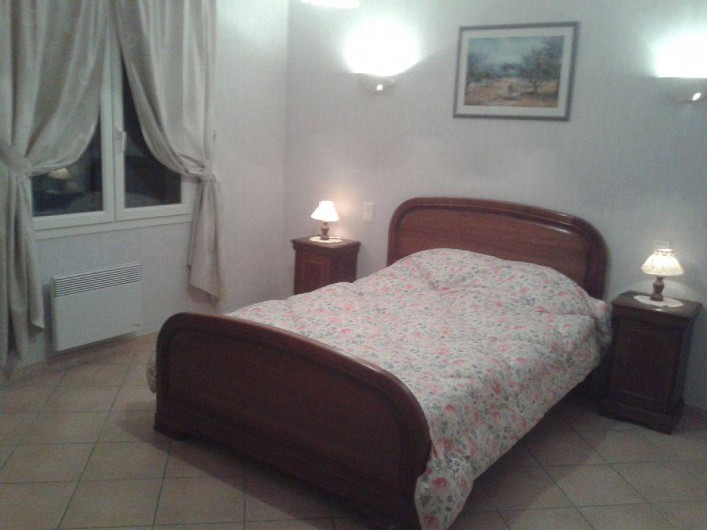 Location de vacances - Villa à Lamanon - chambre avec lit deux places 140