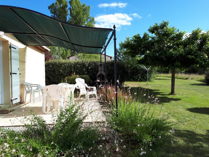 Location de vacances - Gîte à Salviac - Terrasse