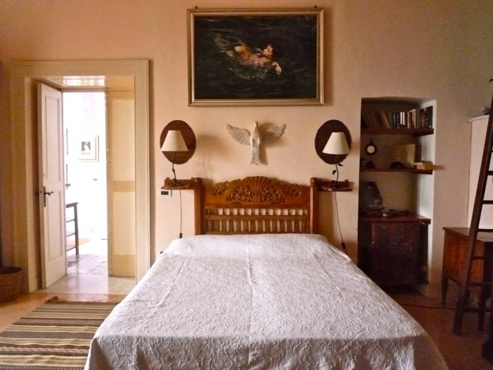 Location de vacances - Villa à Massa Lubrense - Chambre rose avec deux lits matrimonial