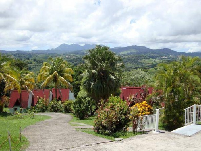 Location de vacances - Studio à La Trinité - Ensemble vue sur la Montagne