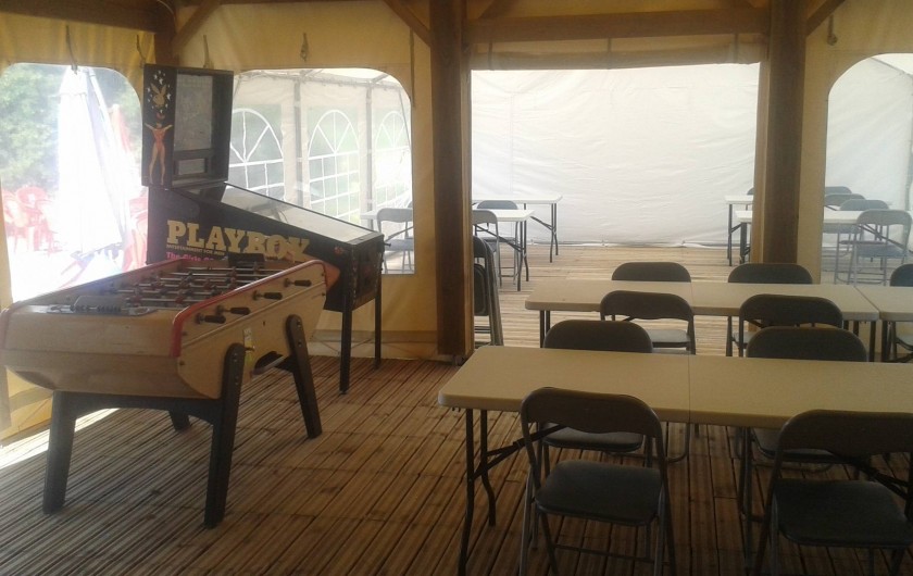 Location de vacances - Camping à Langogne - La salle du snack-bar