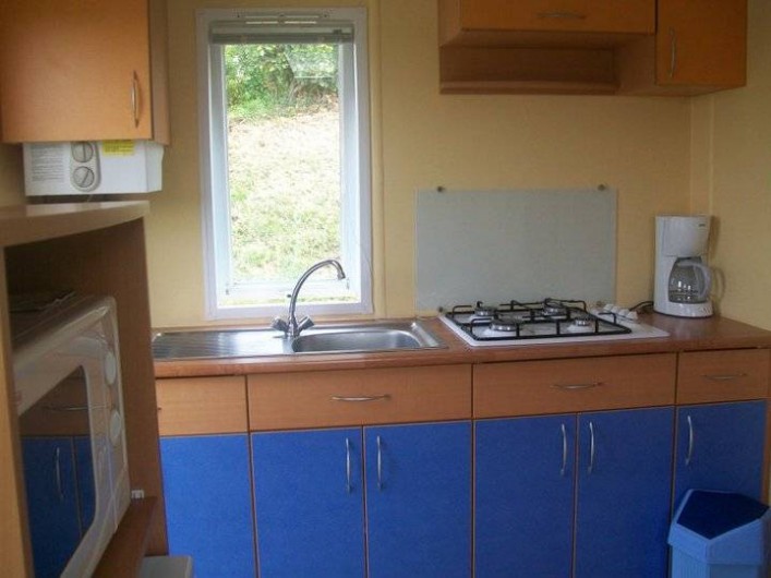 Location de vacances - Bungalow - Mobilhome à Villefranche-du-Périgord - Coin cuisine d'un Mobile Home ASTRIA 2p