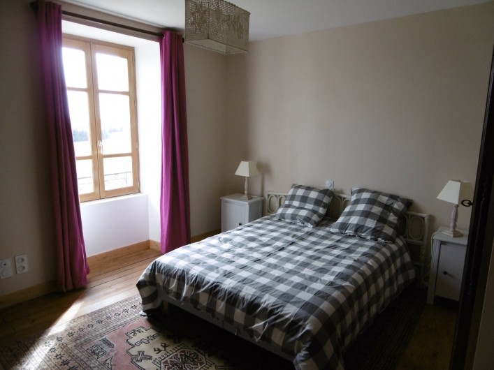 Location de vacances - Gîte à Saint-Chély-d'Aubrac - chambre avec 1 lit en 160/200