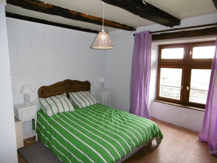 Location de vacances - Gîte à Saint-Chély-d'Aubrac - chambre avec 1 lit en 140/190