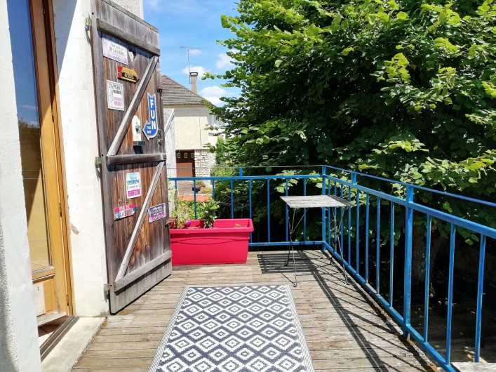 Location de vacances - Gîte à Sury-en-Vaux - Balcon coté jardin