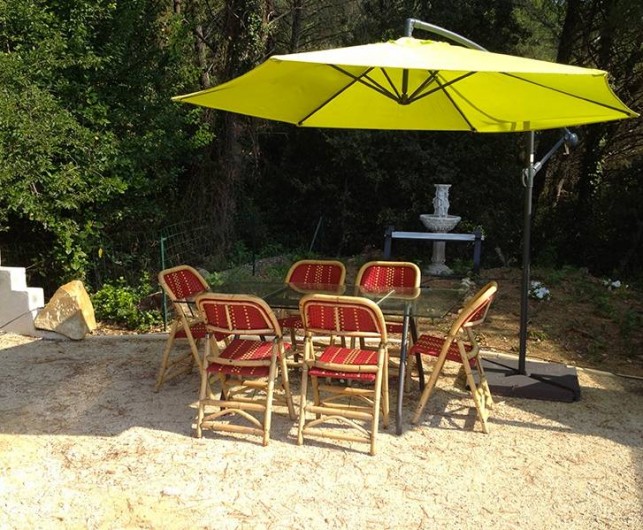Location de vacances - Gîte à Bagnols-sur-Cèze - terrasse 