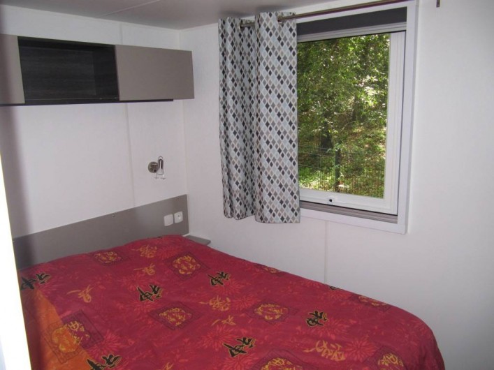 Location de vacances - Bungalow - Mobilhome à Saint-Brevin-les-Pins - Chambre 1, lit double