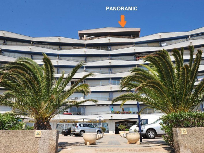 Location de vacances - Appartement à L'Estartit - Residence Catalugna avec repere fleche de l'appartement