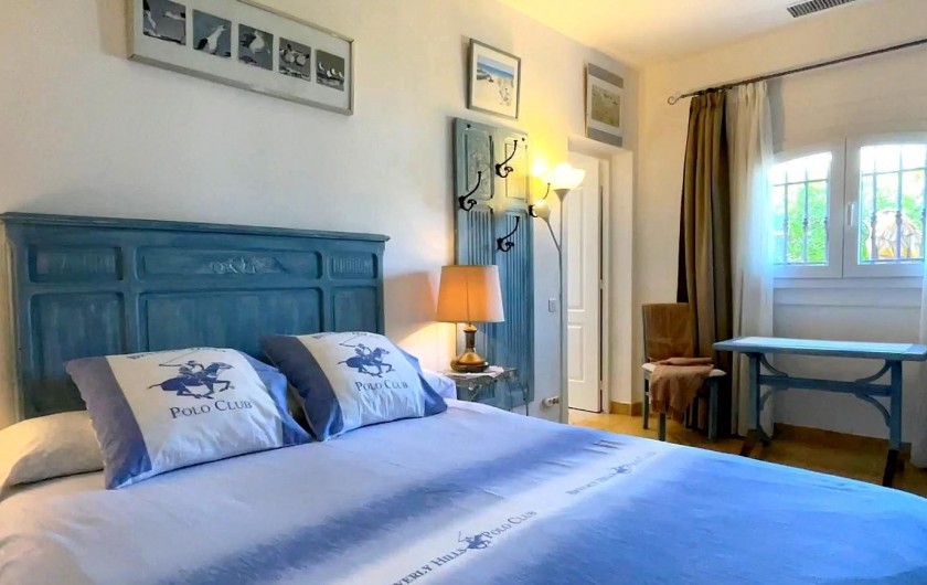Location de vacances - Villa à Saint-Tropez - Chambre bleue