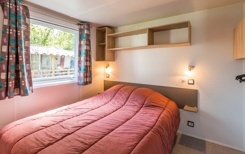Location de vacances - Bungalow - Mobilhome à Thonon-les-Bains - Suite parentale avec lit double