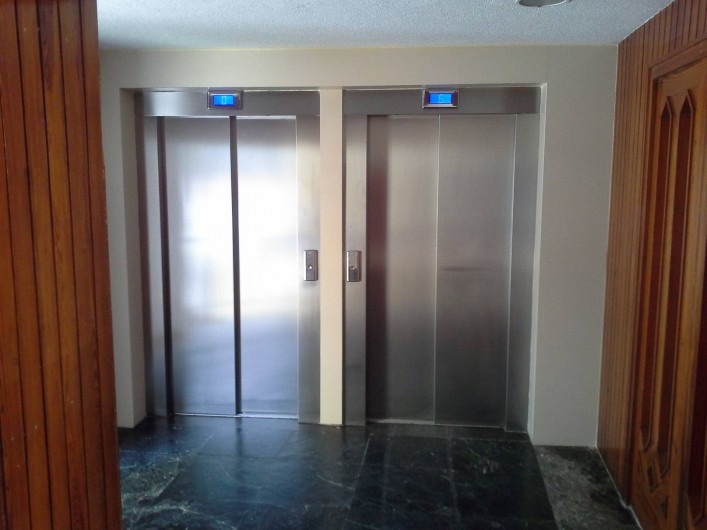 Location de vacances - Appartement à Calp - ascenseurs