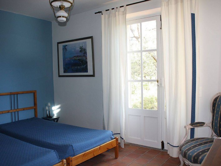 Location de vacances - Villa à Cucuron - Chambre bleue