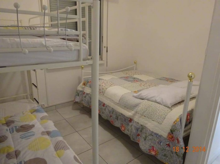 Location de vacances - Appartement à Lunel - Lit 140 + 2 lits superposés. Literie neuve