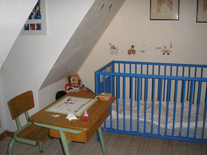 Location de vacances - Gîte à Saint-Rabier - Côté enfants, le lit