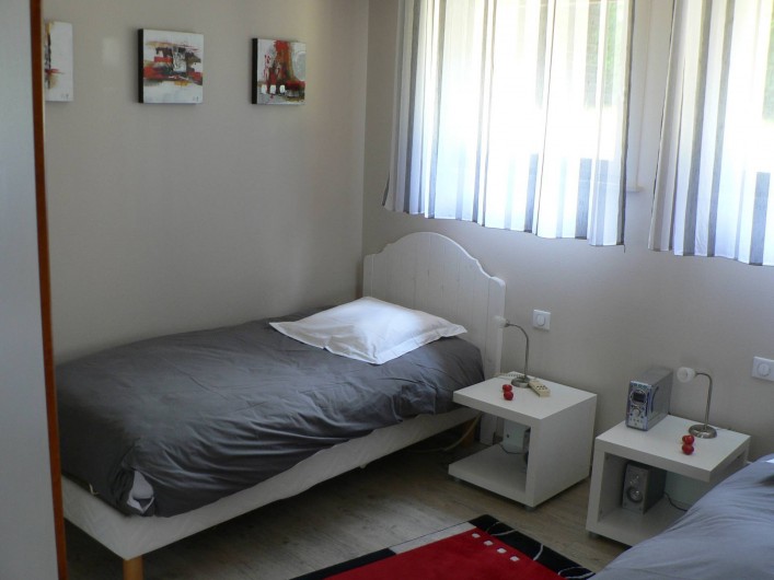Location de vacances - Gîte à Ribeauville - Chambre avec deux petits lits
