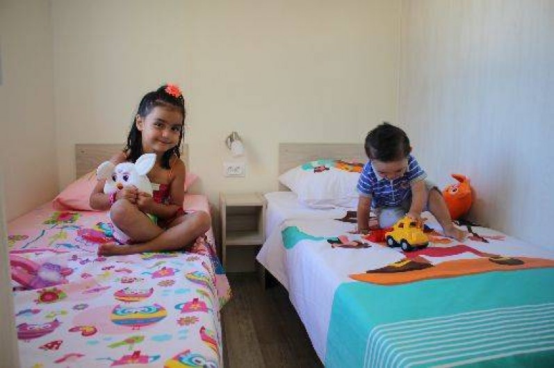 Location de vacances - Bungalow - Mobilhome à Bessan - Chambre enfants
